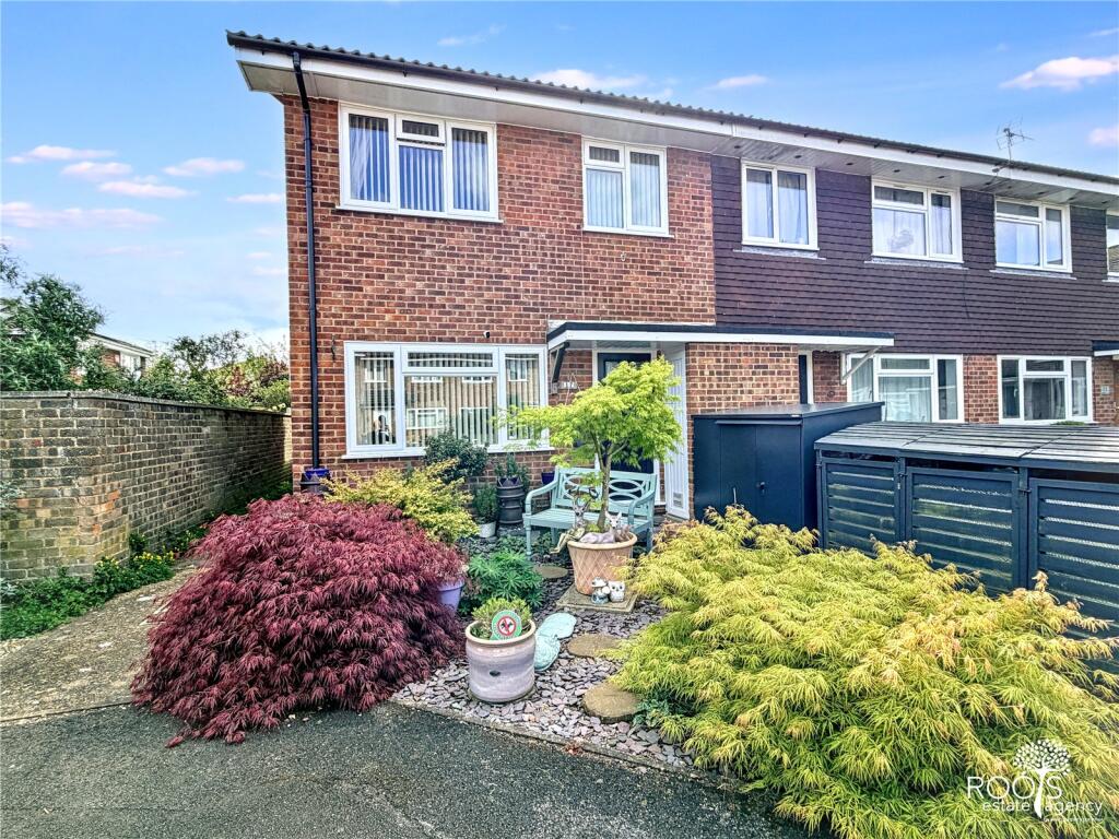 Main image of property: Mill Reef Close, Thatcham, RG19