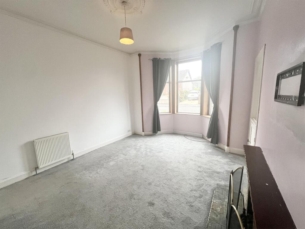 Apartment in Kilmarnock - View 2