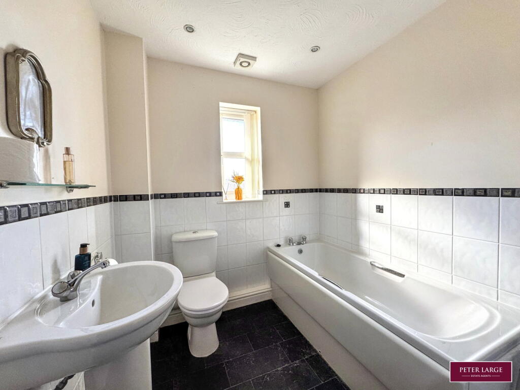 Apartment in Llandudno, Prestatyn - View 4