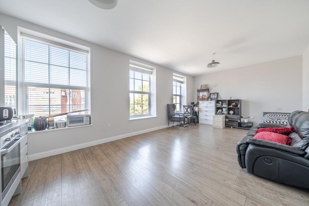 Main image of property: Manor Drive North, New Malden, KT3