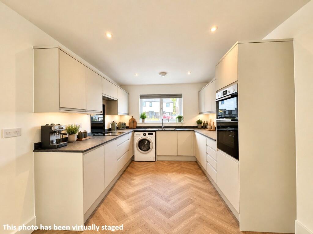 House in Exeter - View 4