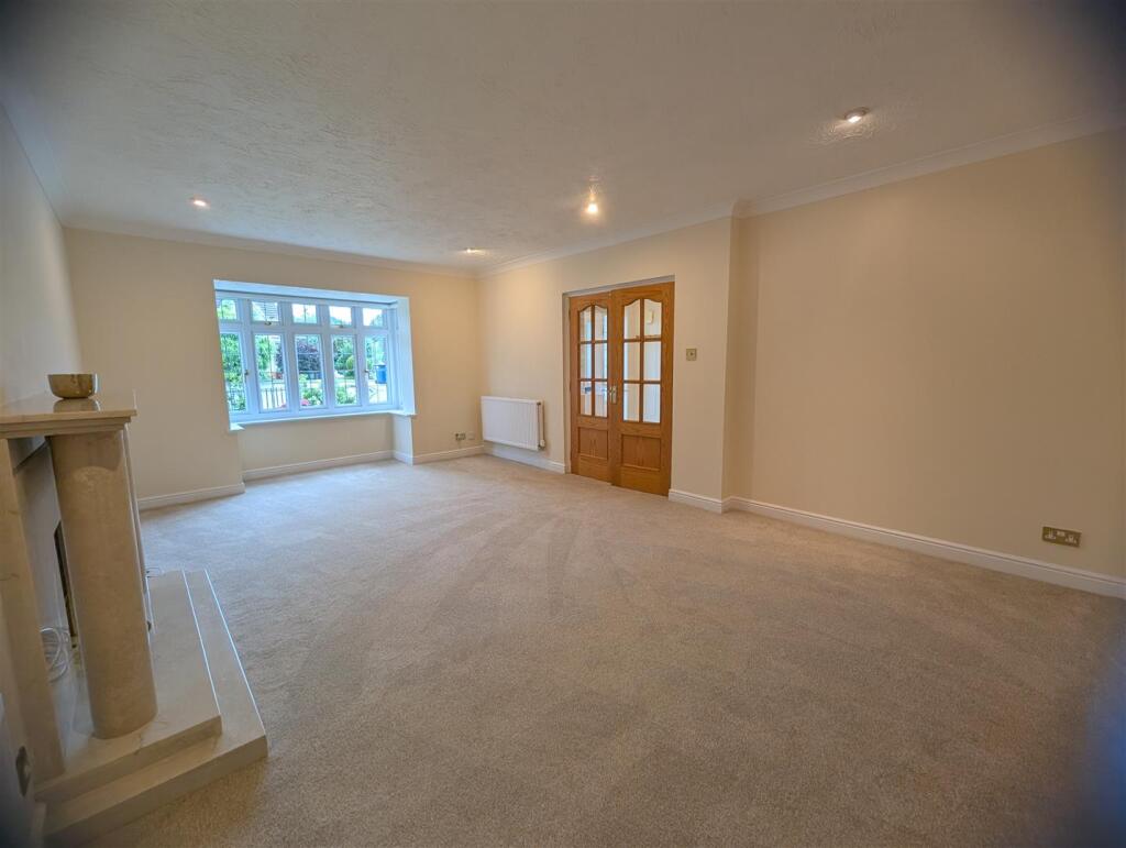 House in Paisley - View 3