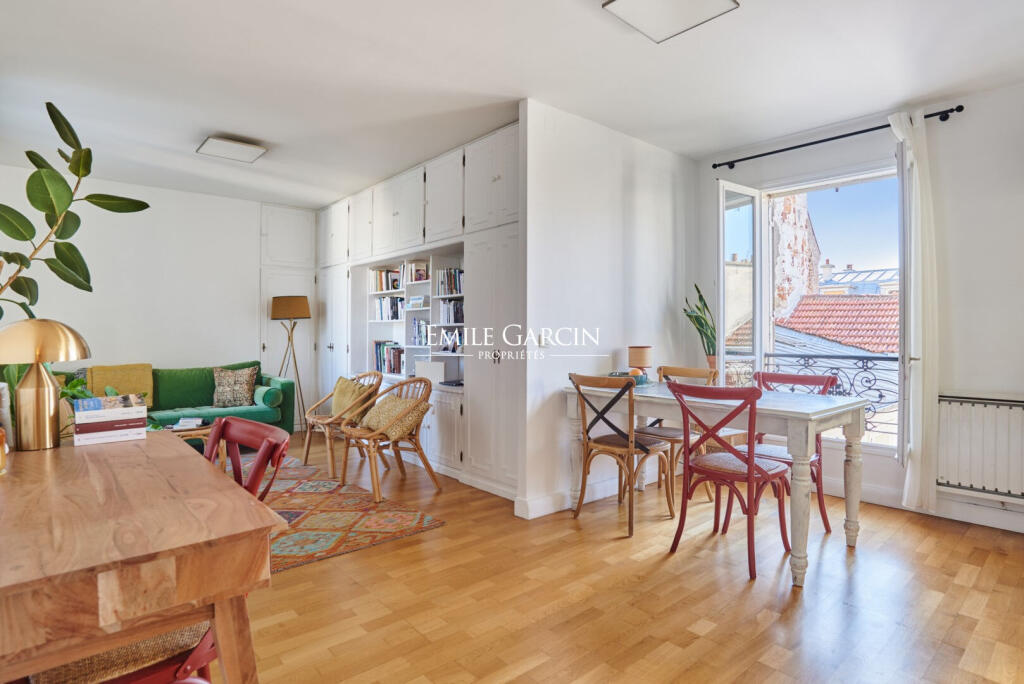 Main image of property: Paris-Isle of France, Paris, Paris 03