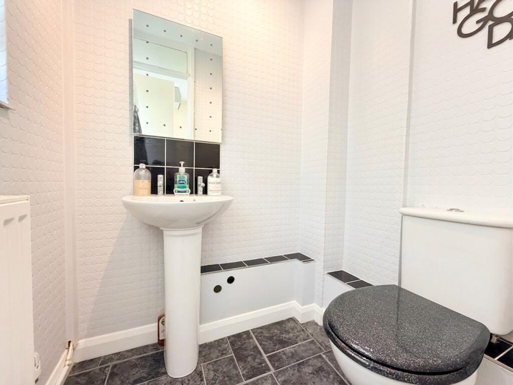 House in Milton Keynes, Wolverton and Greenleys - More