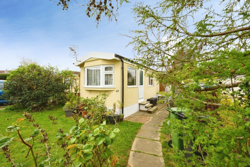 Main image of property: Roof of the World Mobile Home Park, Boxhill Road, Tadworth, Surrey, KT20