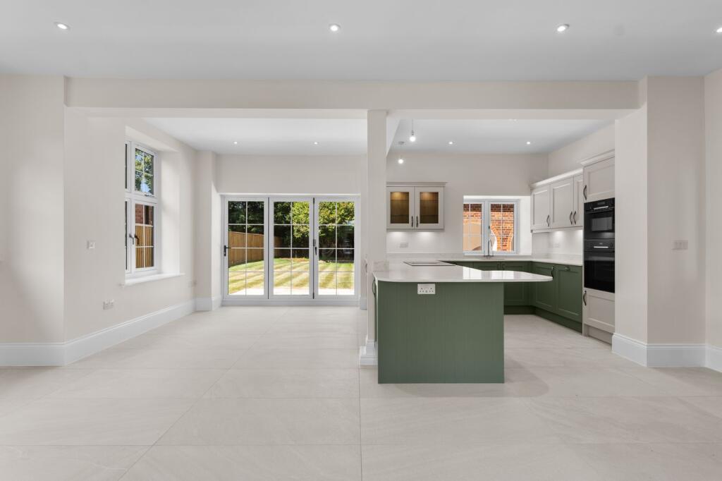 House in Stratford-on-Avon, Welford-on-Avon - More