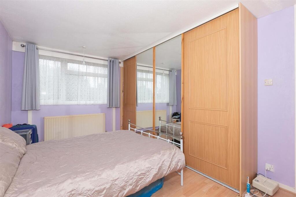 House in Worthing, West Sussex - View 4