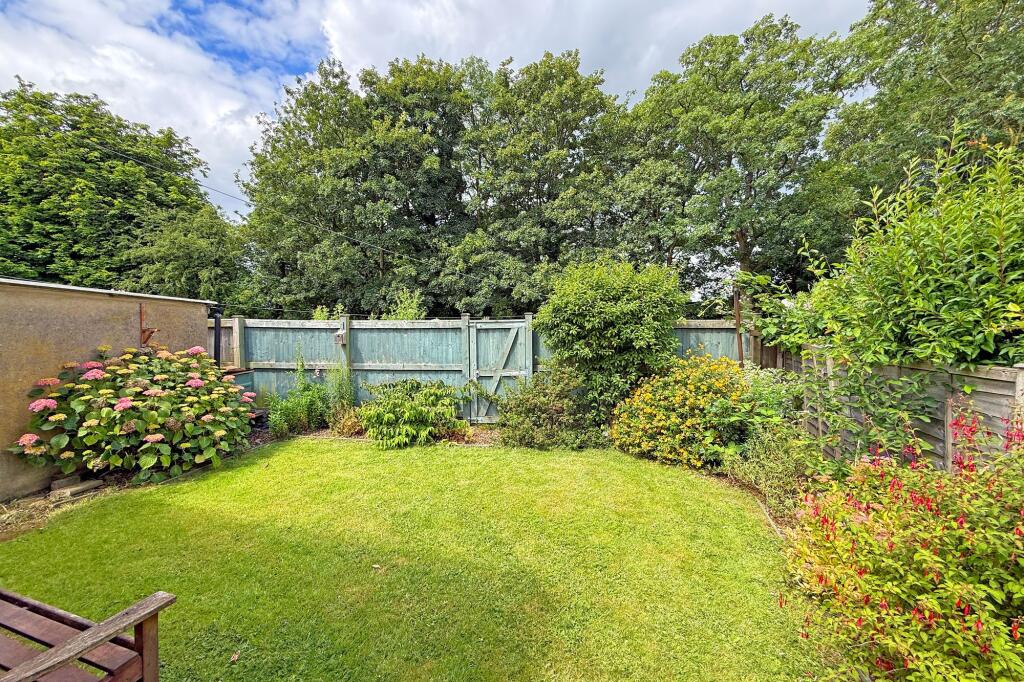 House in Harrogate, Starbeck - View 4