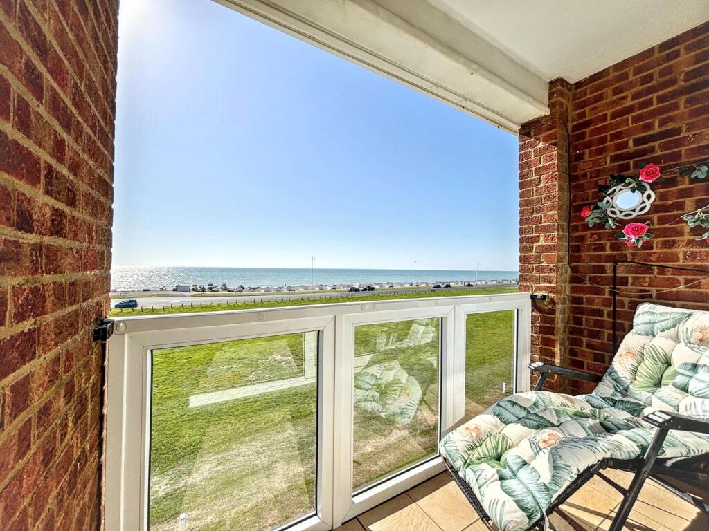 Apartment in Tonbridge - More