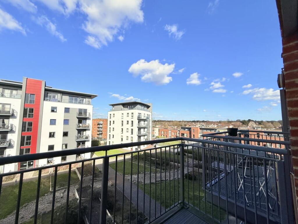 Main image of property: Fairbourne Court, Denyer Walk, Southampton, SO19