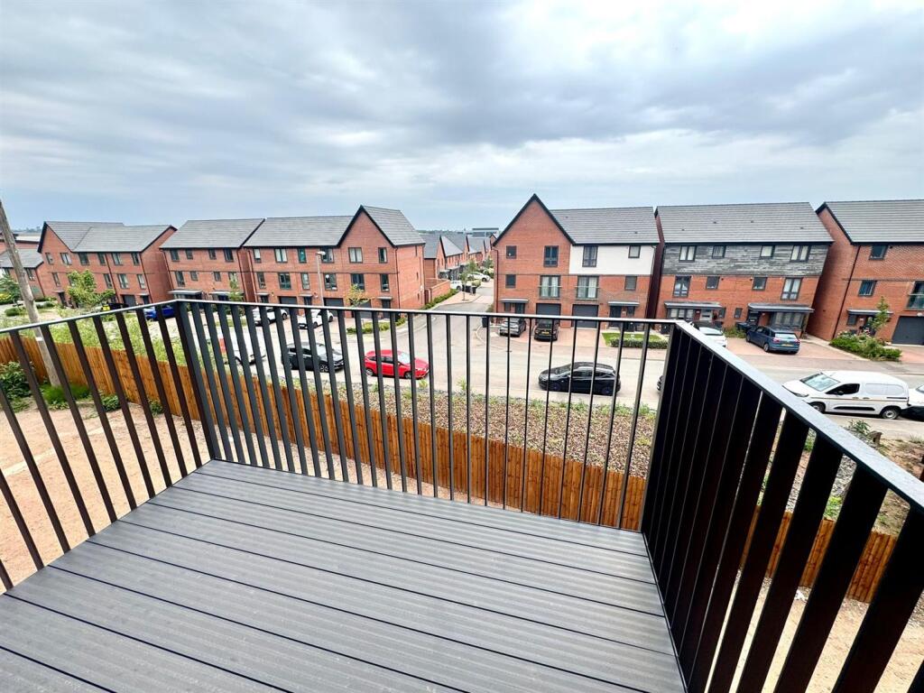 Apartment in Birmingham - More
