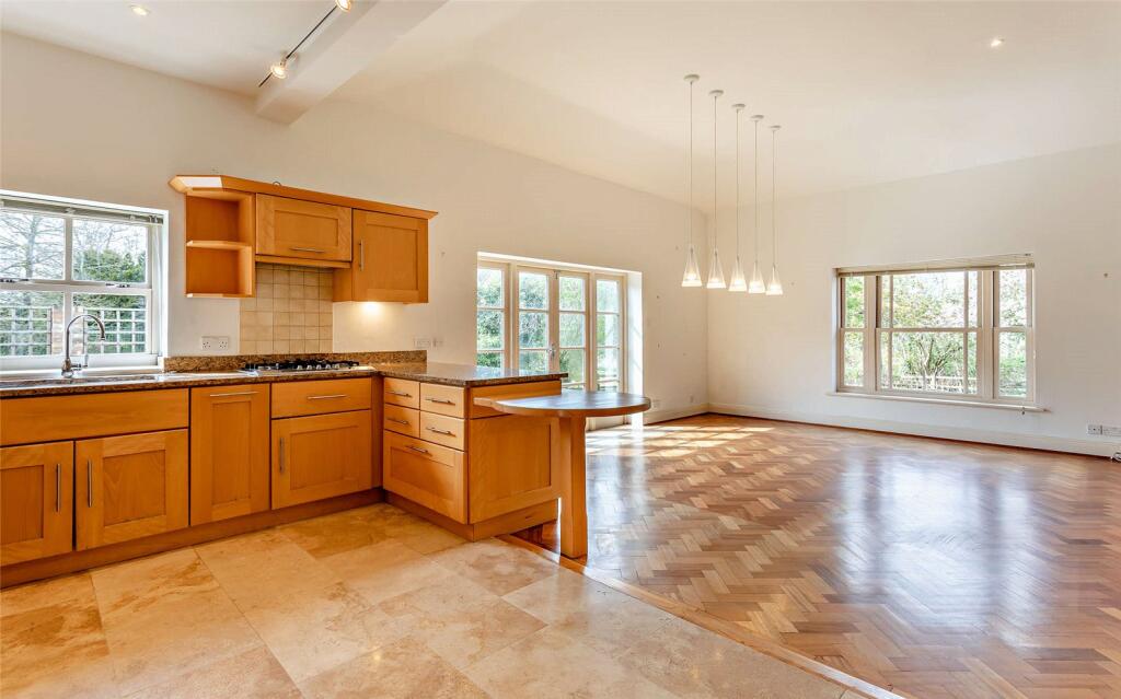 House in Stevenage - View 5