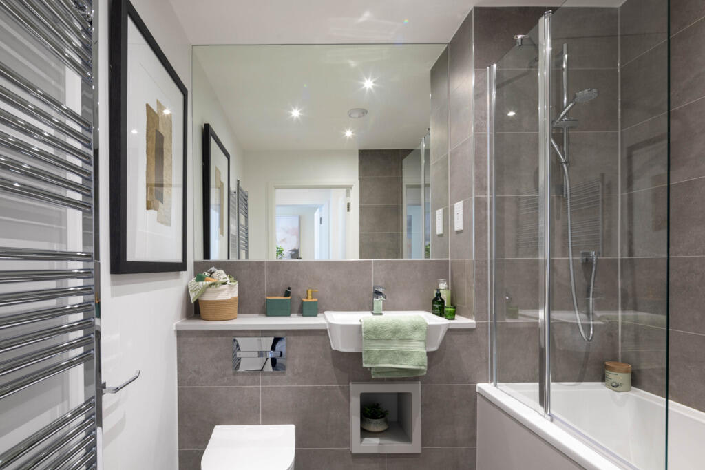 Apartment in Watford - More
