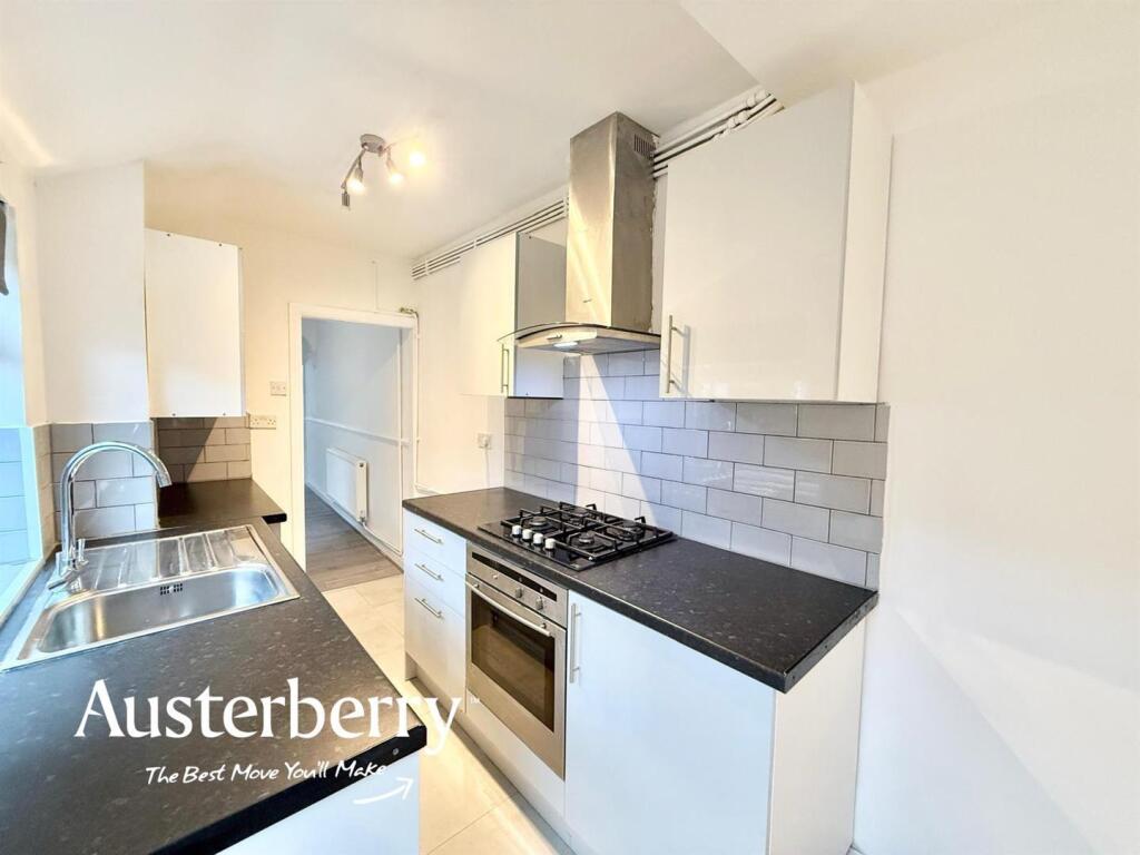 House in Stoke-on-Trent, Smallthorne - View 5