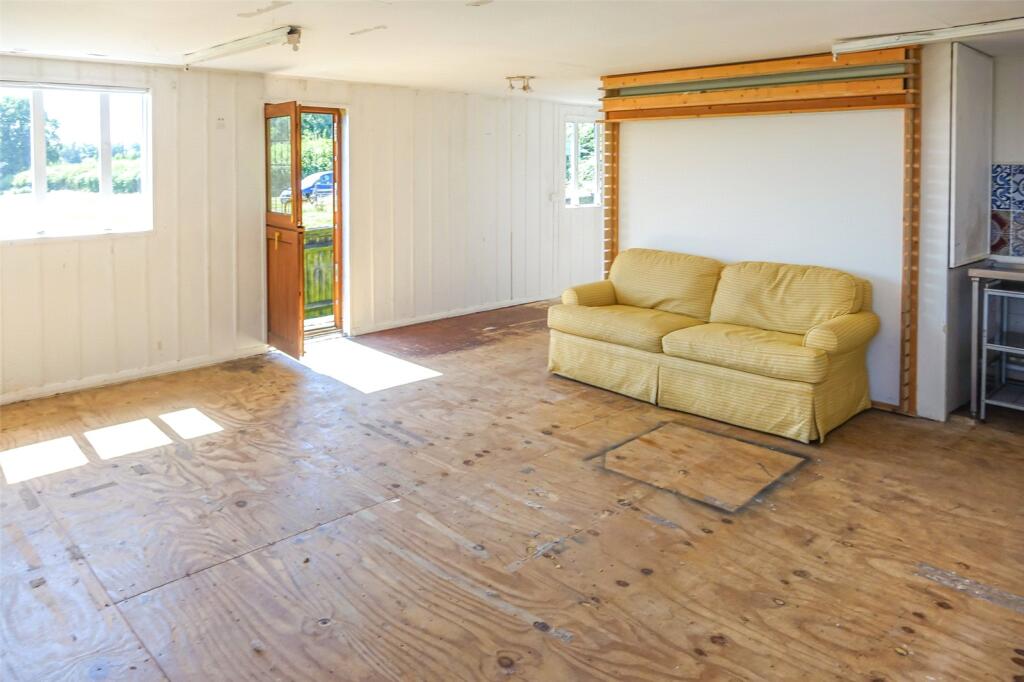 House in Wealden, Three Cups Corner, Warbleton - View 5