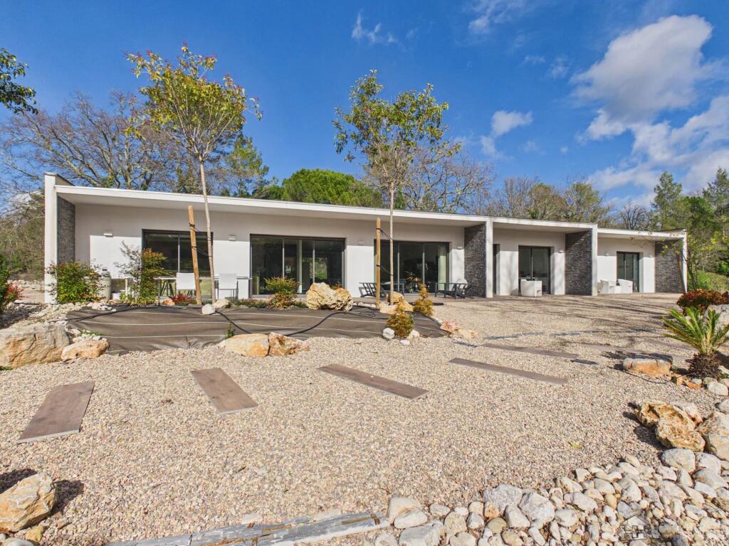 Main image of property: Provence-Alps-Cote d`Azur, Var, Fayence