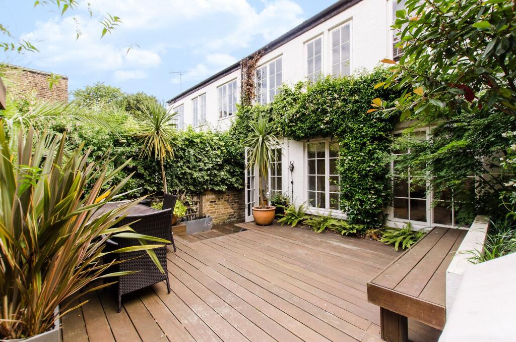 Main image of property: Ramsden Road, Balham, London, SW12