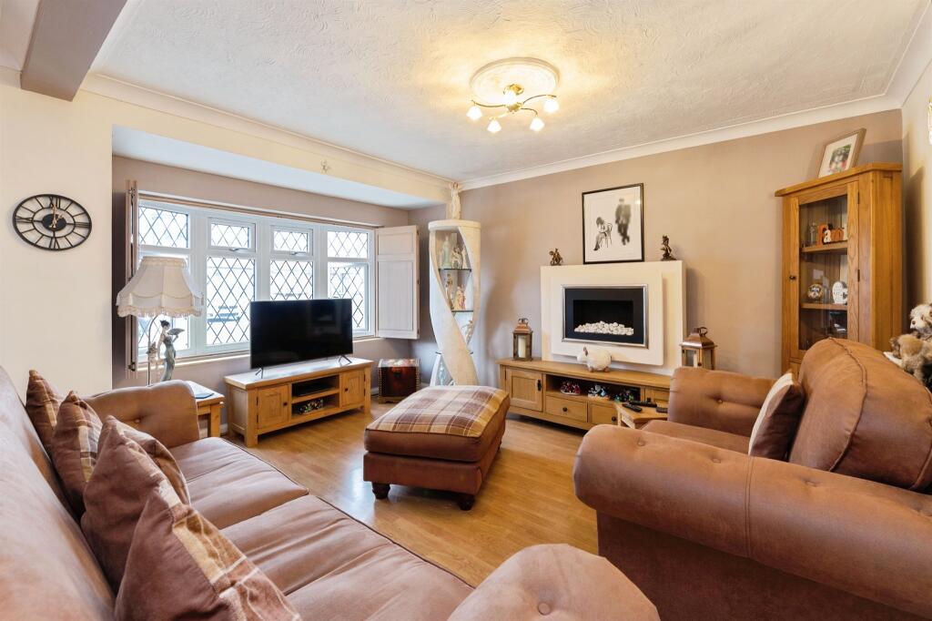 House in Romford - View 4