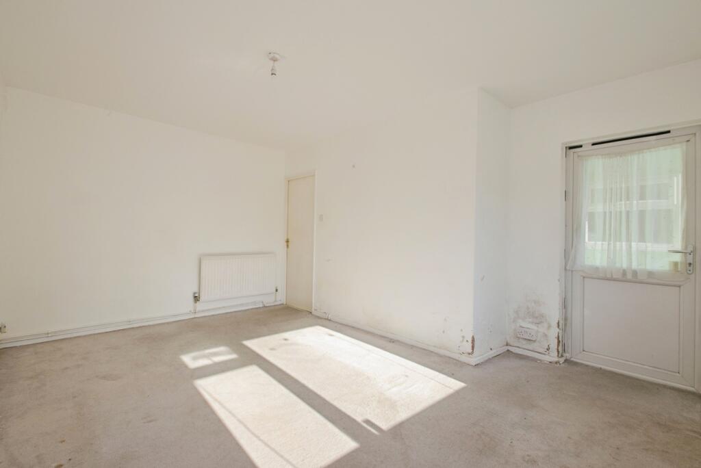 Kingsdale Road, London, SE18 photo 4