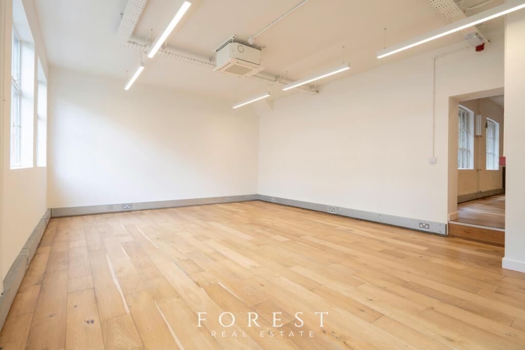 MC4349-6168-HR.jpg