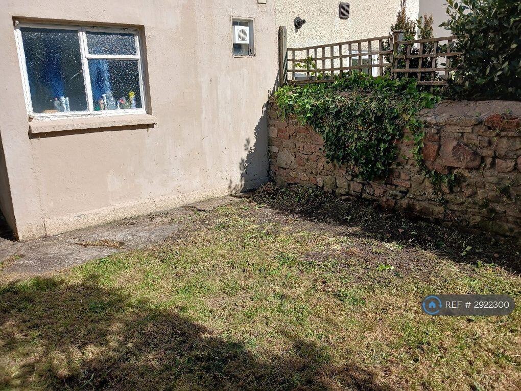 1 bedroom house share for rent