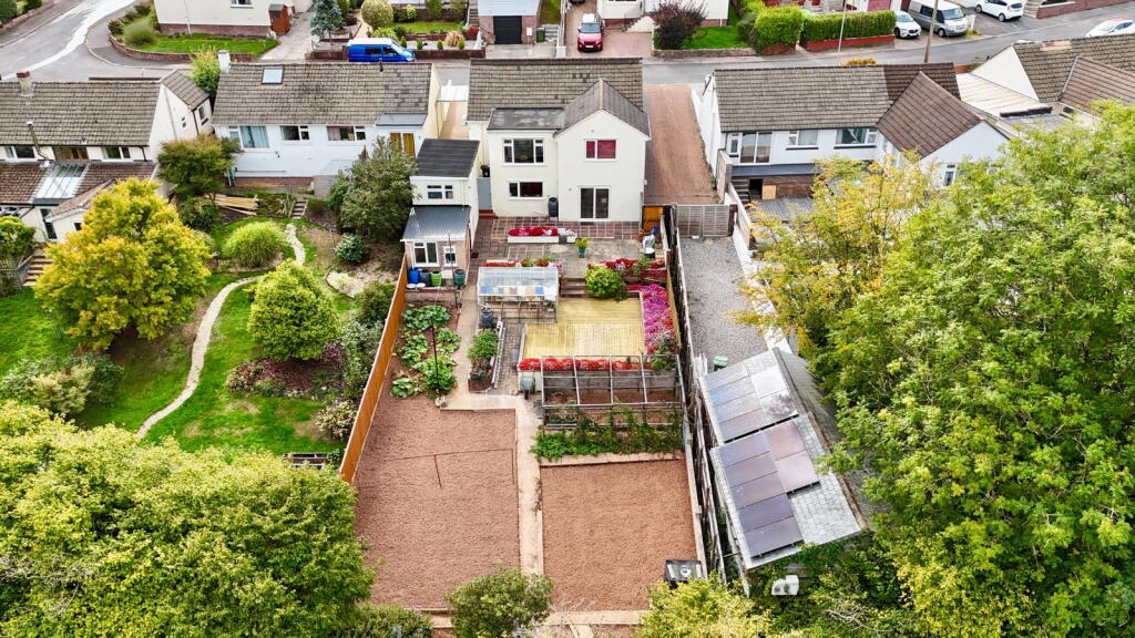 House in Teignbridge, Buckland, Newton Abbot - View 2