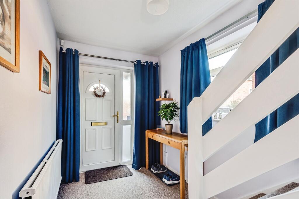 Beagle Close, Abingdon photo 2