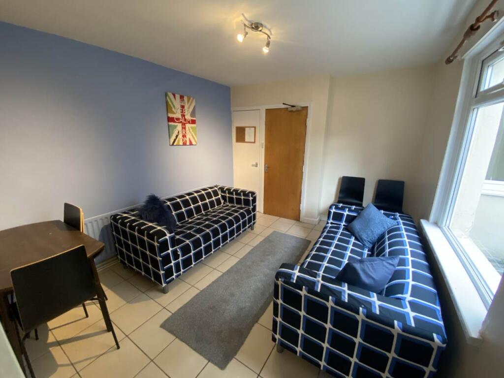 House in Cardiff - View 5