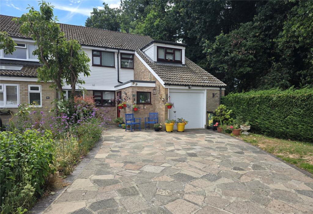 House in London, Tubbenden, Crofton