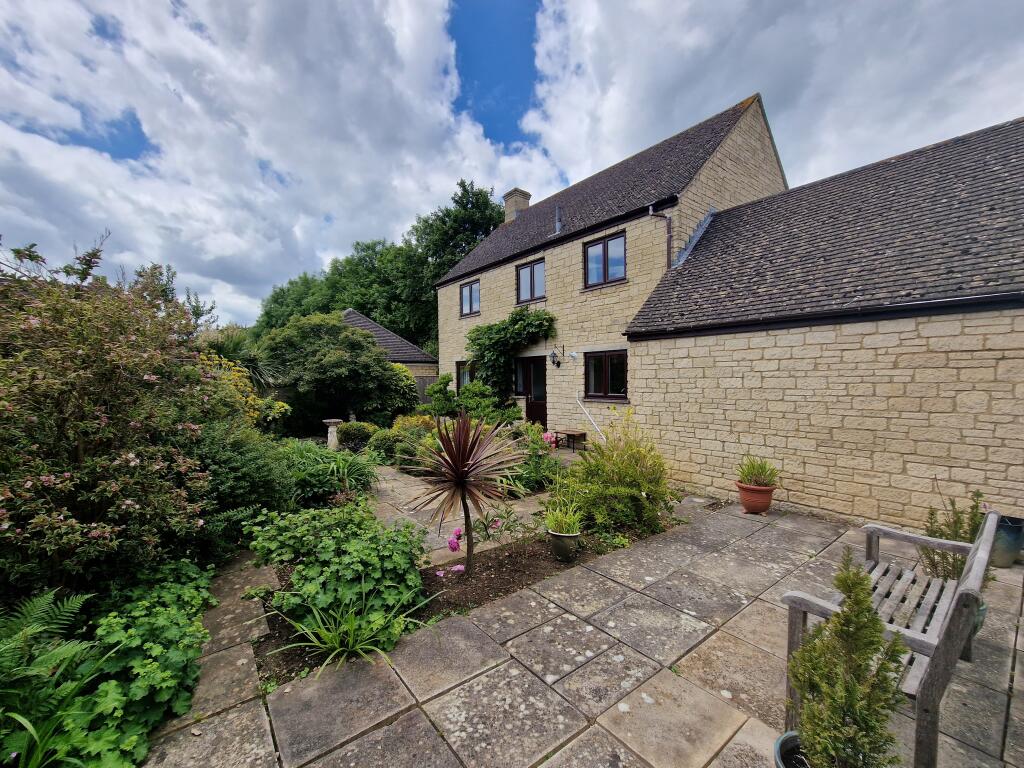 House in Oxford - View 2