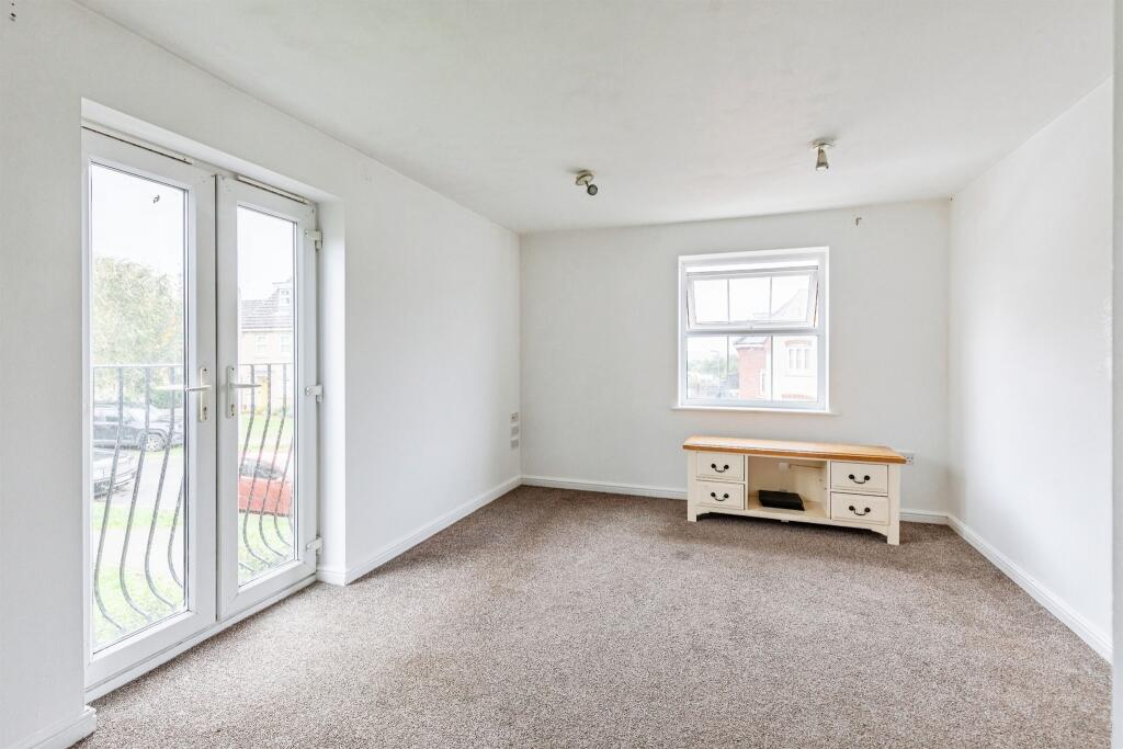 Burywell Road, WELLINGBOROUGH photo 2