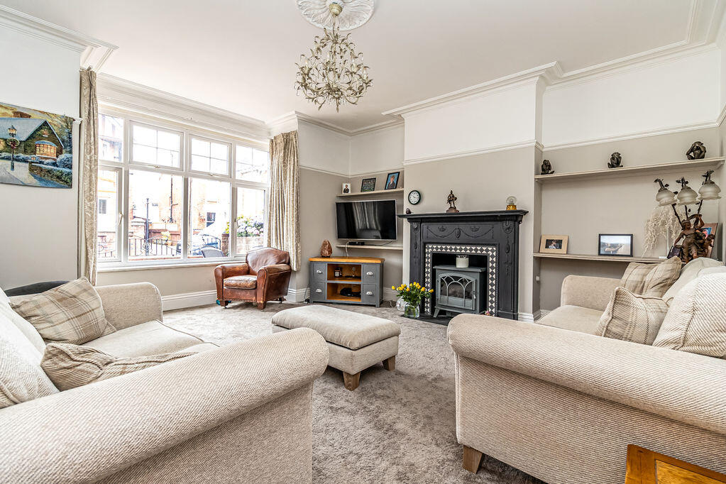 Brading Avenue, Southsea - View 3
