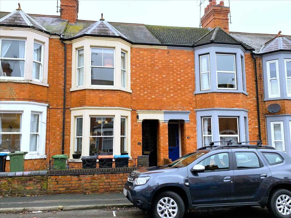 2-bed terraced on Peel Road, Wolverton, Milton Keynes, £300,000