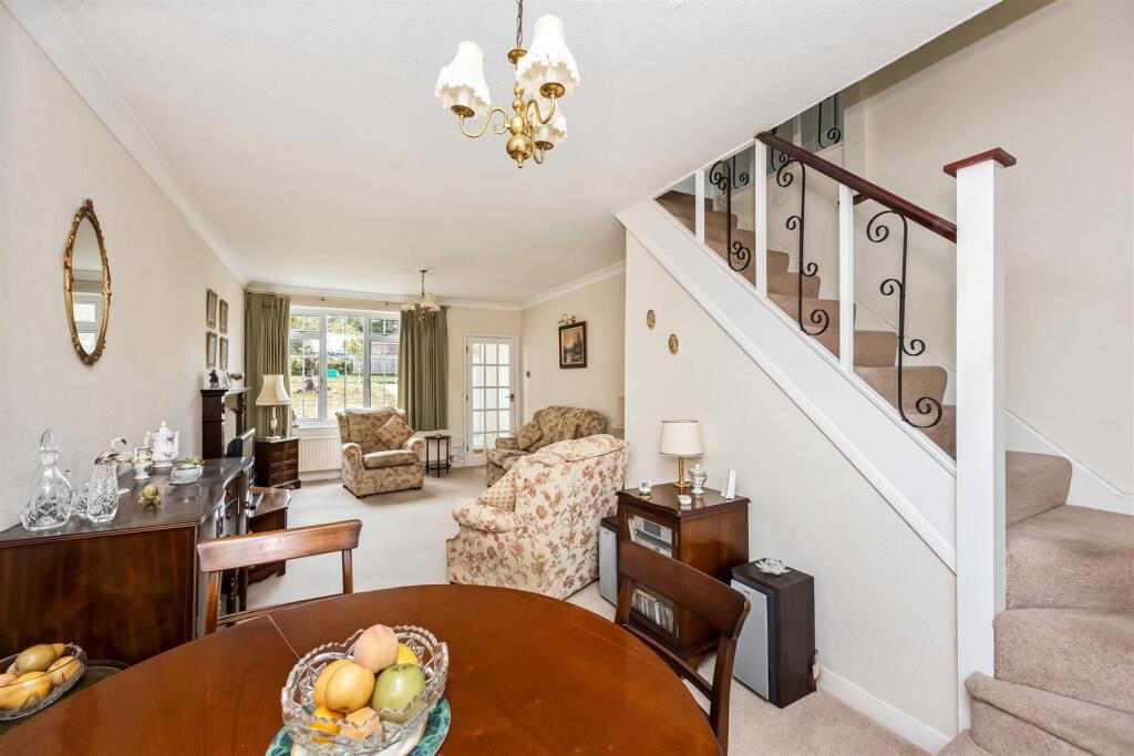 House in Haywards Heath, Lindfield - View 3