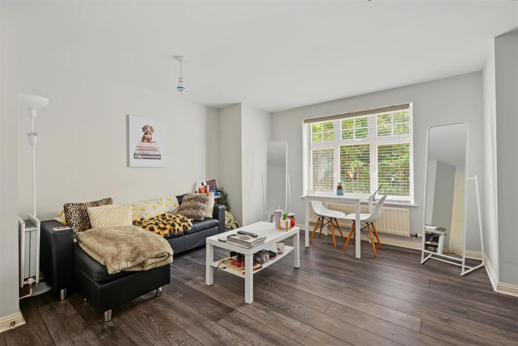 House in Nottingham, The Park - View 4