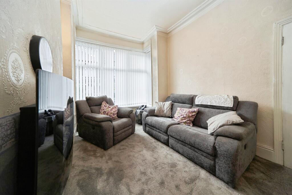 House in Bradford, Shipley - View 3