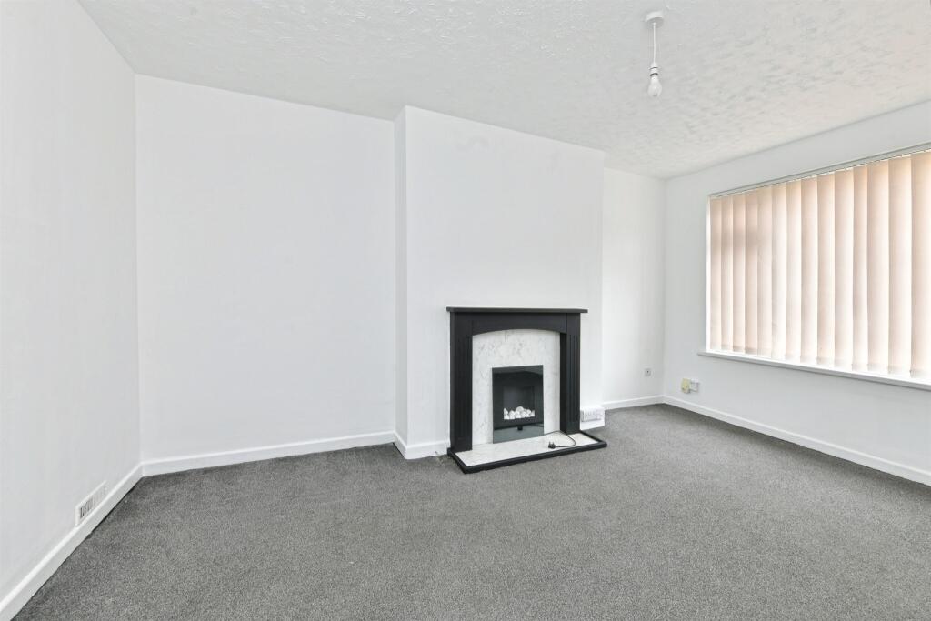 House in Plymouth - View 4