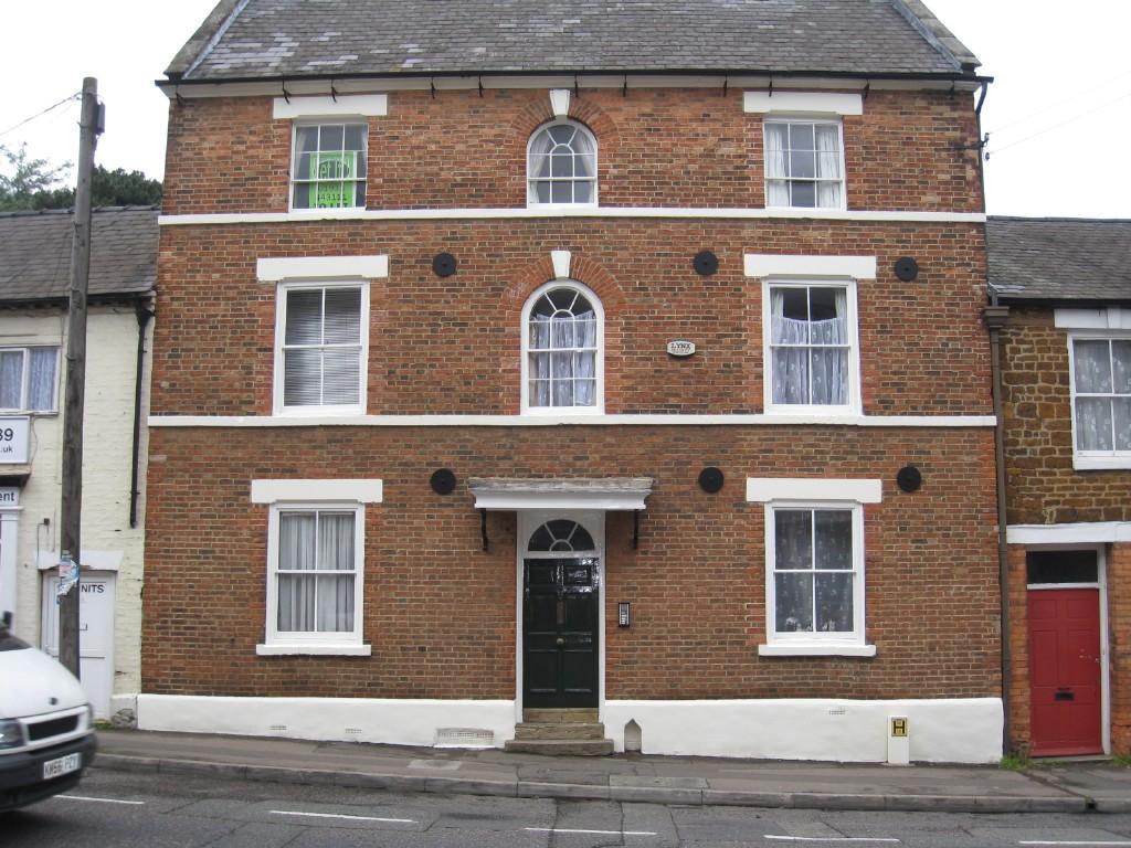 Main image of property: High Street,Wellingborough,NN8