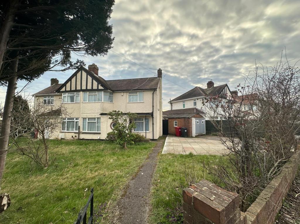 Main image of property: Slough, Berkshire, SL1