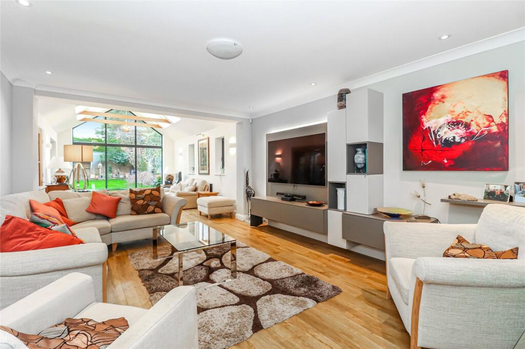 House in Buckinghamshire, Chalfont St Giles - View 3