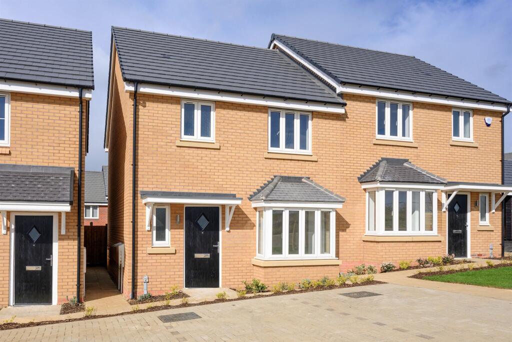 Main image of property: Irthlingborough Road North, Wellingborough