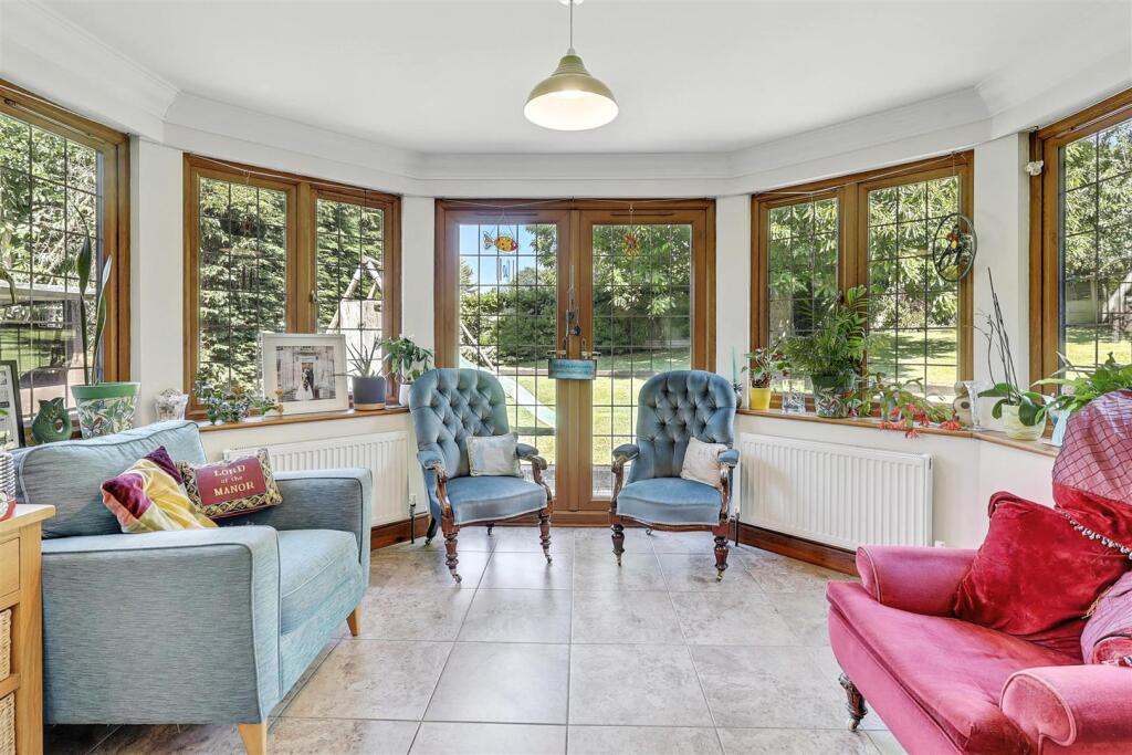 Marketing Video inside - Stacey Drive, Langdon Hills, Basildon - View 6
