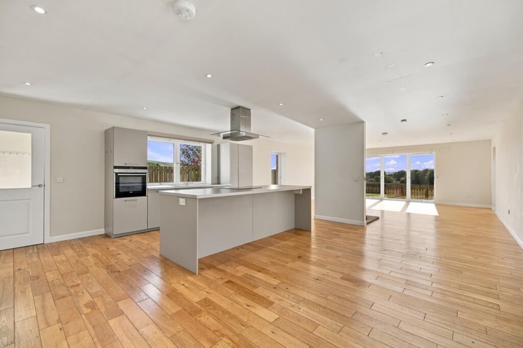 House in Drumlithie, Aberdeenshire - View 2