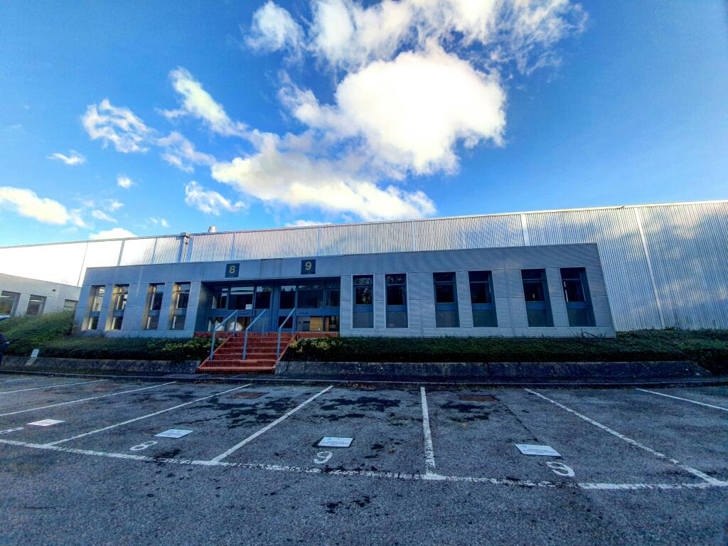 Units 8  9 Bilton Road Front.jpg