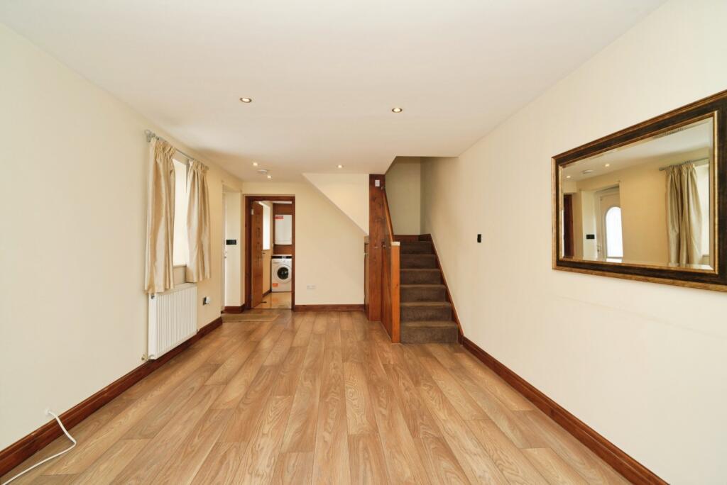 House in Preston - View 4