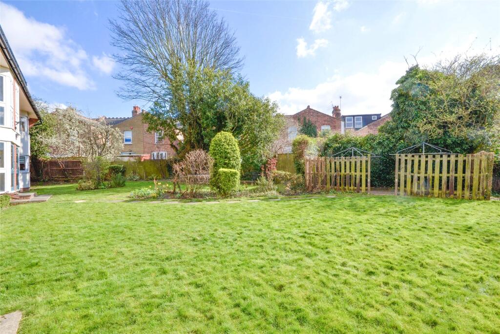 Main image of property: Mayflower Lodge, 10 Wetherill Road, London, N10