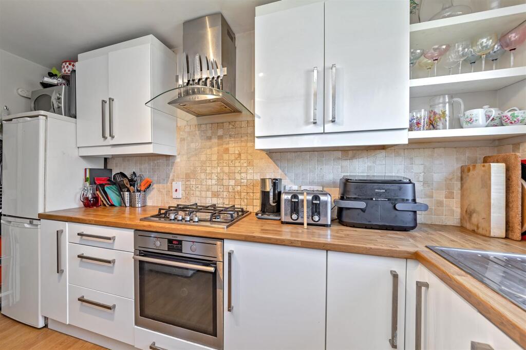 Additional image 3 of Hilldyke Road, Wheathampstead, St. Albans
