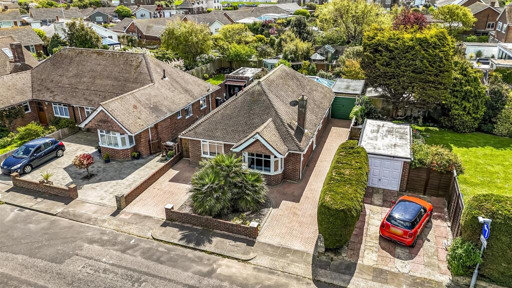 Sandown Avenue, Goring-By-Sea, Worthing, Worthing