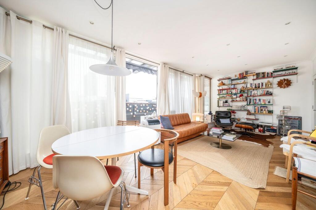 Main image of property: Boardwalk Place, Canary Wharf