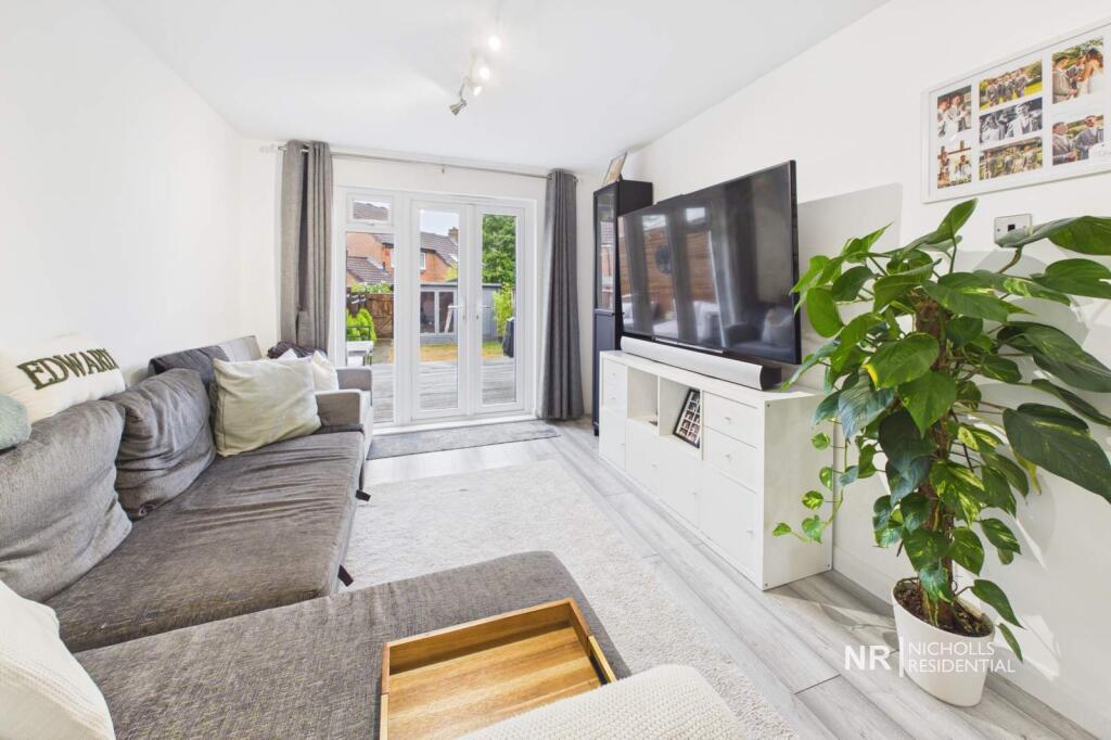 Apartment in Epsom and Ewell, West Ewell - View 3